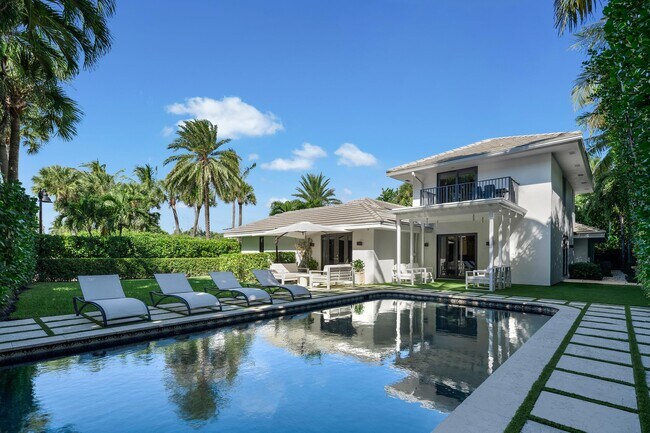 Building Photo - 1435 N Ocean Way