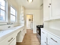 Building Photo - Newly Renovated & Charming Gem w/ Modern F...