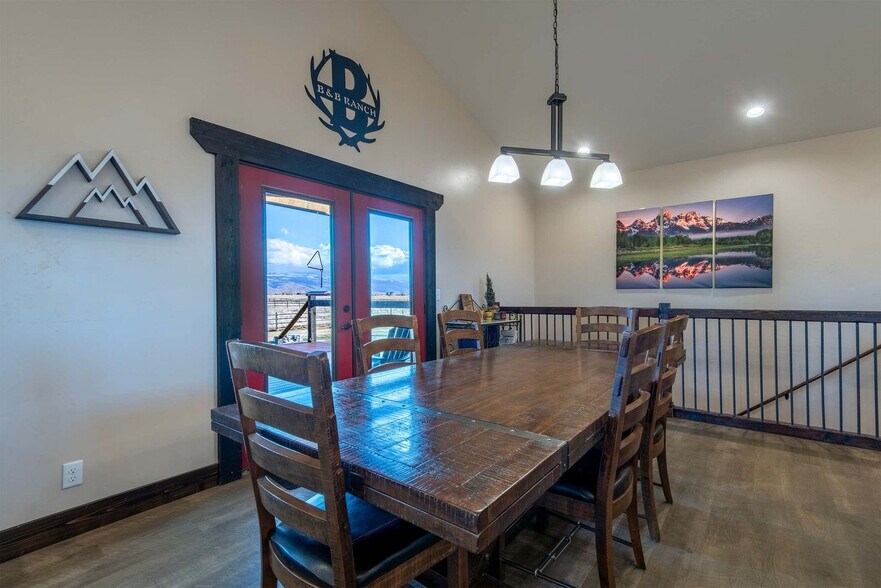 Building Photo - 1591 Fischer Ln