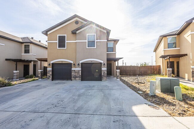 Primary Photo - 108 Niagara Dr.