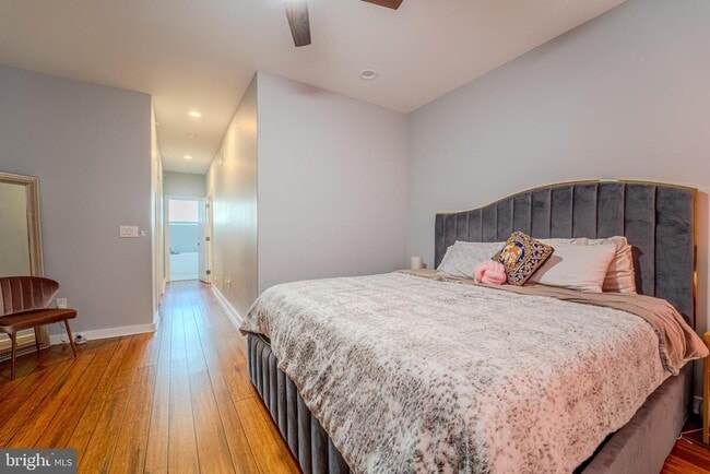 Building Photo - 617 McClellan St