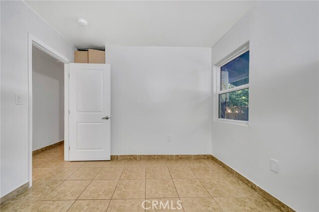 Building Photo - 14235 Sylvan St