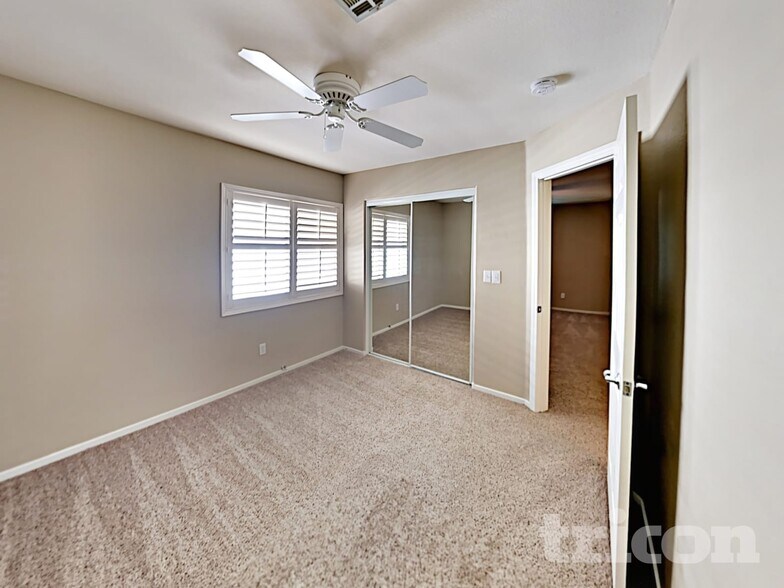 Building Photo - 6529 Sundown Heights Ave