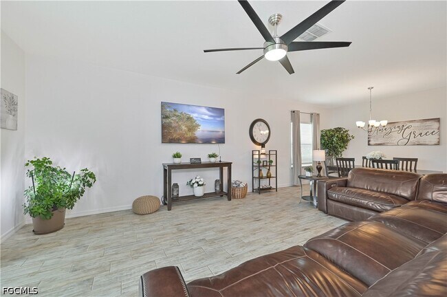 Building Photo - 8784 Cascade Price Cir