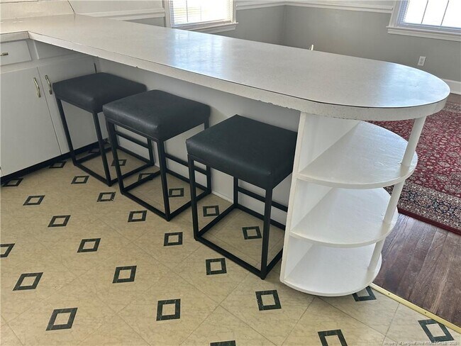 Building Photo - 8927 Main St