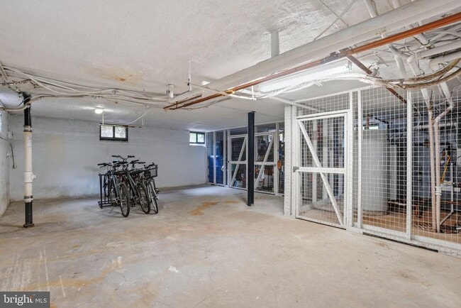 Building Photo - 6604 Potomac Ave