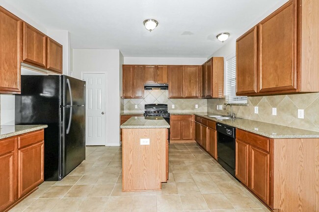 Building Photo - 5806 Le Carpe Plantation Ct