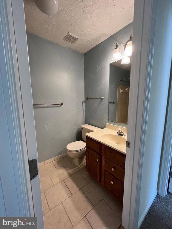 Building Photo - 716 Jupiter Hills Ct