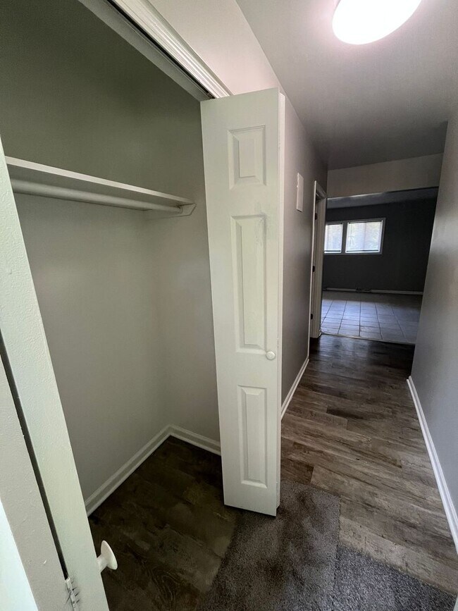 Building Photo - WOW! This is a Home! 3-bedroom, 1-bath hom...