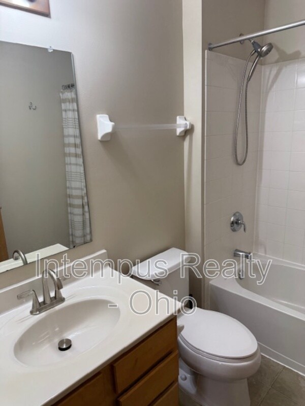 Building Photo - 5625 Renner Rd