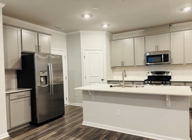 Building Photo - 303 Aster Bloom Ln