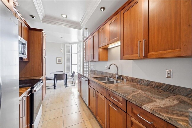 Building Photo - 11 Hayward Ave