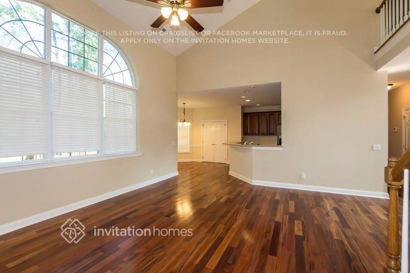 Building Photo - 7000 Weddington Brook Dr