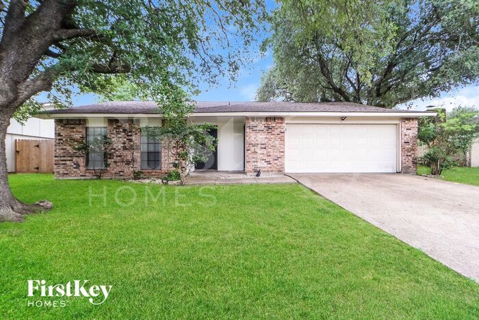 Primary Photo - 3811 Broken Elm Dr