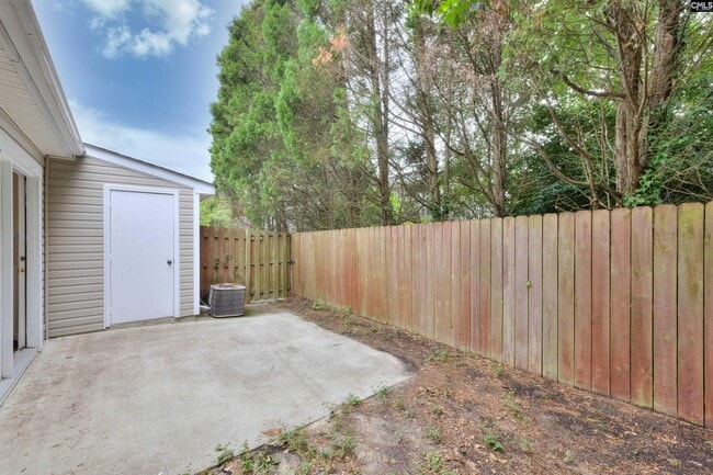 Building Photo - 229 Deer Hound Trail