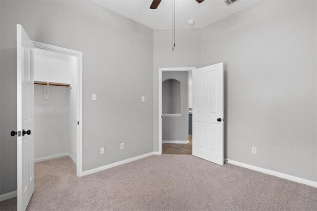 Building Photo - 1111 Springbrook Rd