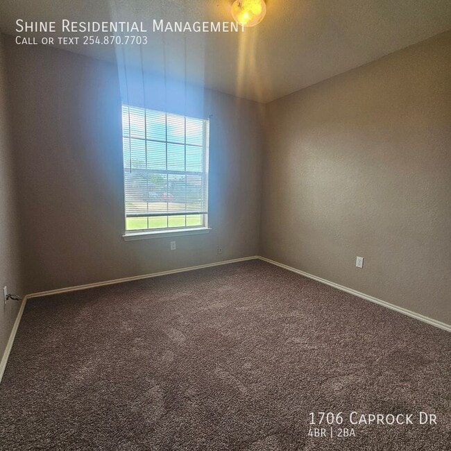 Building Photo - 1706 Caprock Dr