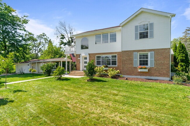 Primary Photo - 201 W Potomac Ave