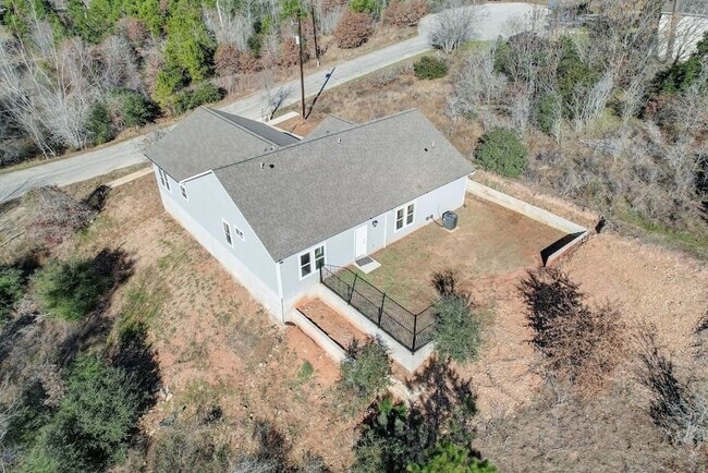 Building Photo - 117 Ori Ct