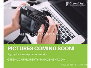Building Photo - 2723 Parkchester Dr