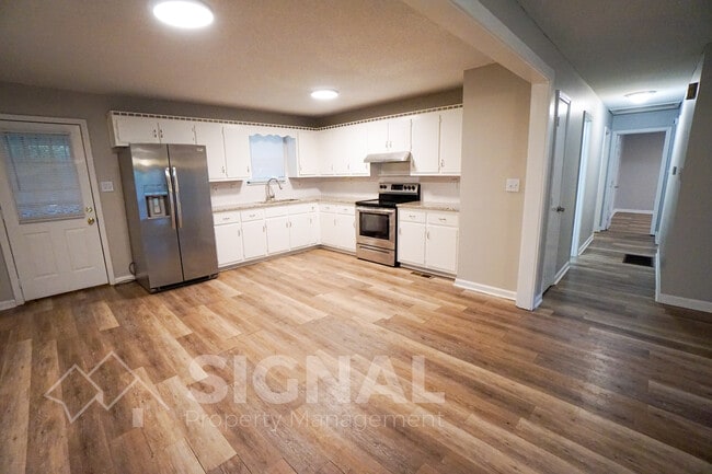 Building Photo - 1312 Winola Ln