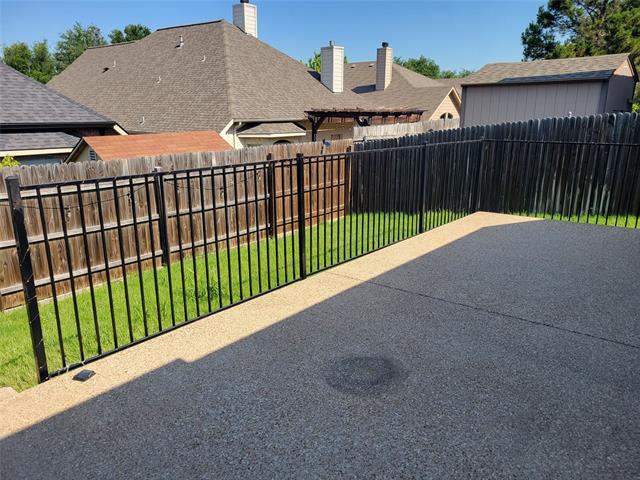 Building Photo - 8008 Branch Hollow Trail