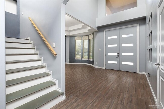 Building Photo - 41 5th St