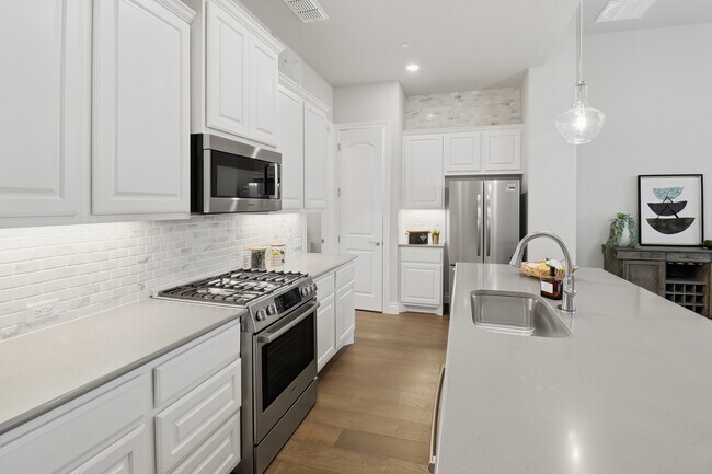 Building Photo - 138 Rivalto Dr