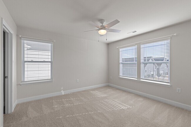 Building Photo - **Beautiful Wendell Falls Home 3/2.5 with Office, Loft & Fenced in Yard**