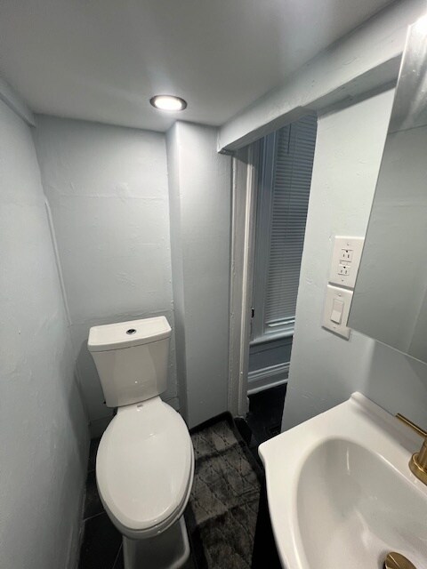 Building Photo - 1211 Madison St