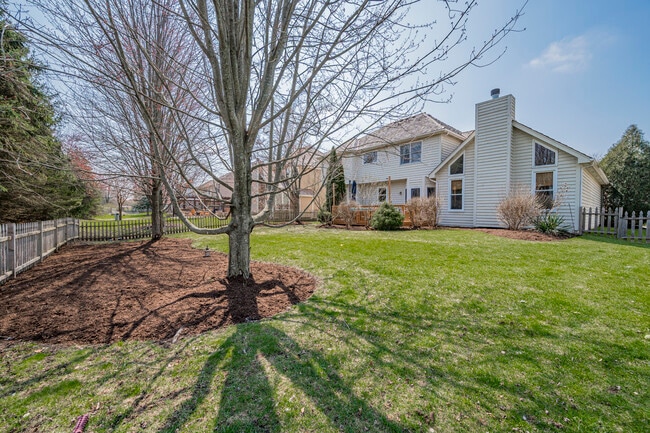 Building Photo - 1218 Birchdale Ln