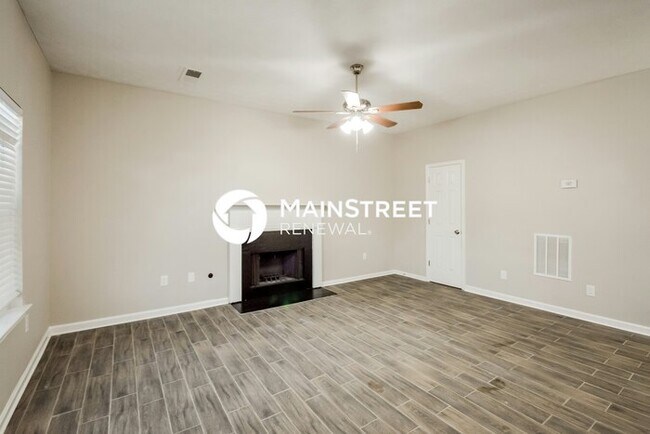 Building Photo - 4 Bedroom Pet-Friendly Home in McDonough, GA with Main Street Renewal