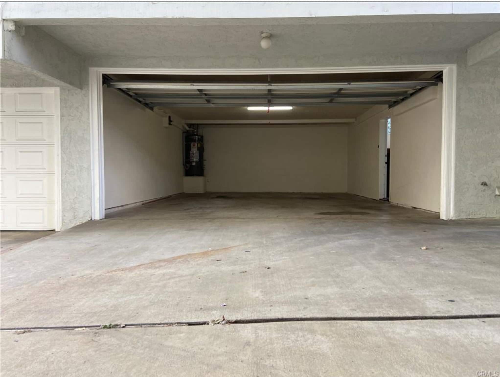 Building Photo - 2115 Carnegie Ln