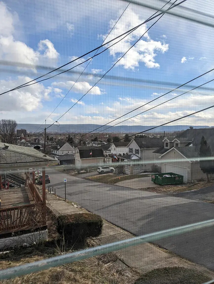 Building Photo - 37 Hurbane St