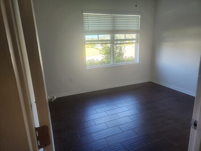 Building Photo - 4058 Silverstream Terrace