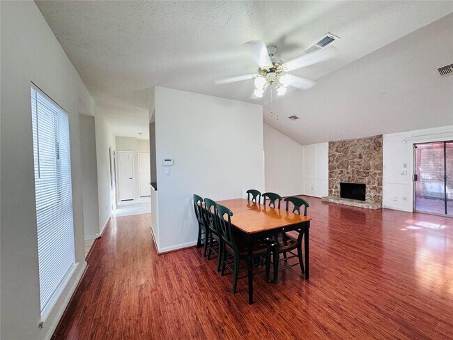 Building Photo - 9523 Stroud Dr