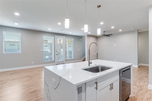 Building Photo - 4401 Cabell Dr