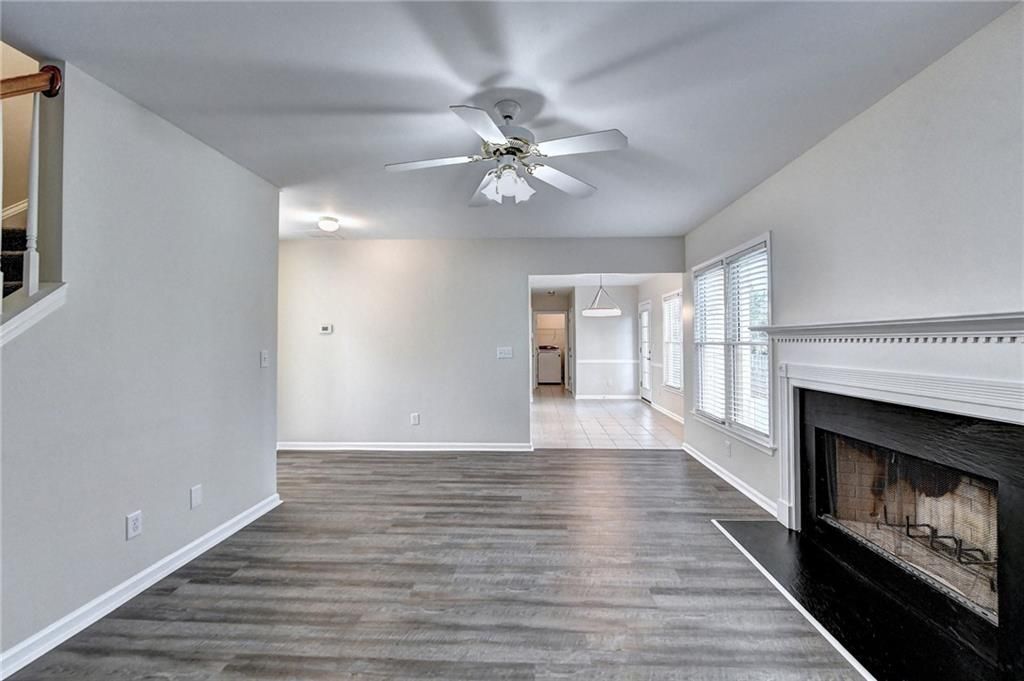 Building Photo - 3460 Maple Terrace Dr