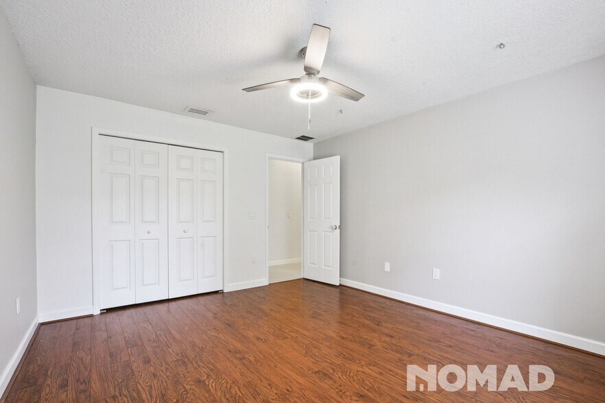 Building Photo - 8014 Winpine Ct