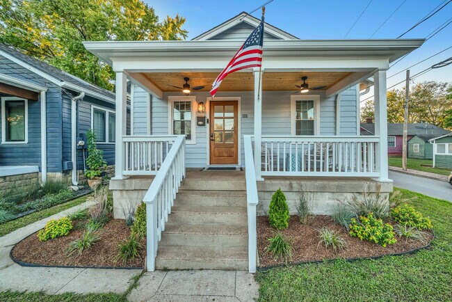 Building Photo - 1331 4th Ave N