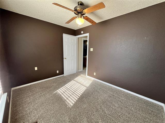 Building Photo - 526 Strata Dr