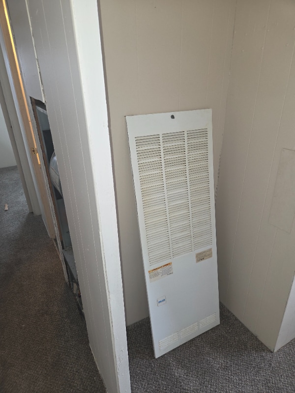 Building Photo - 4689 Kirby Ave NE