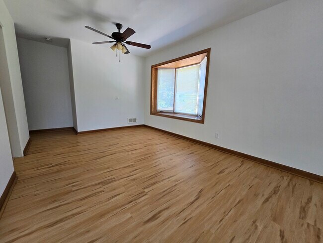 Building Photo - 1301 N Harlem Ave