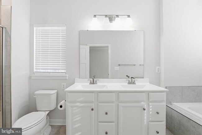 Building Photo - 42538 Tiber Falls Sq