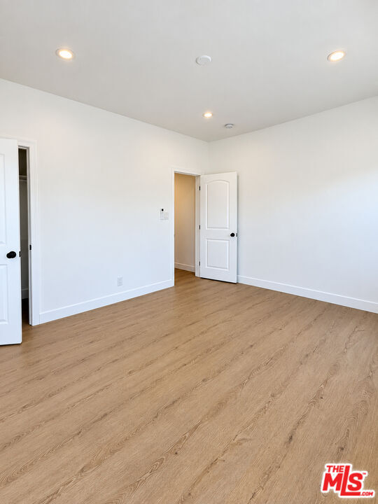 Building Photo - 233 N Berendo St