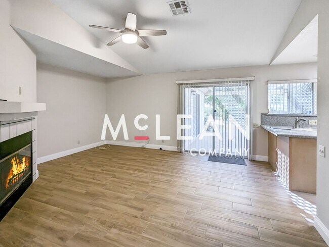 Building Photo - Four Bedroom Oasis - With Solar!