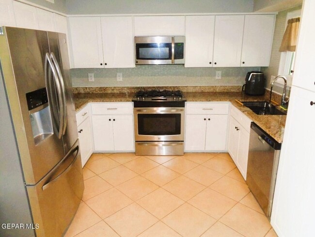 Building Photo - 11353 Loma Linda Cir