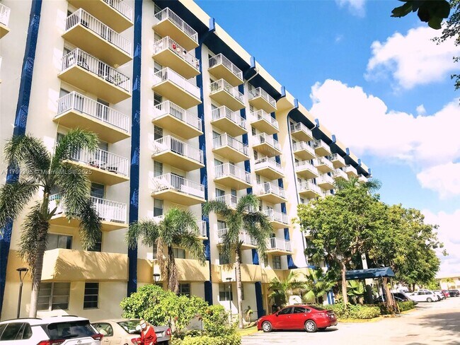 Primary Photo - 4550 NW 9th St