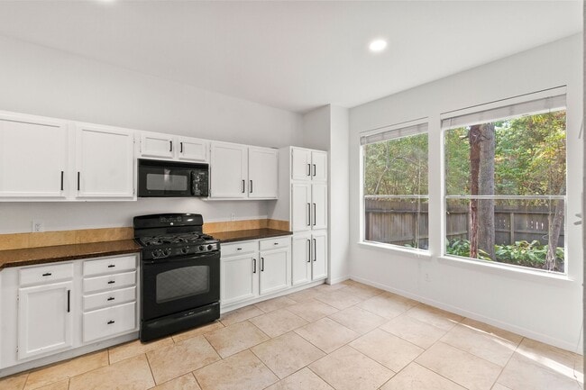 Building Photo - 15 Breezy Point Pl