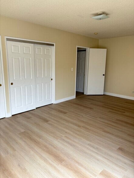 Building Photo - 315 Longfellow Ave